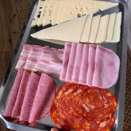Krumlovské Rozcestí 4* Krenov