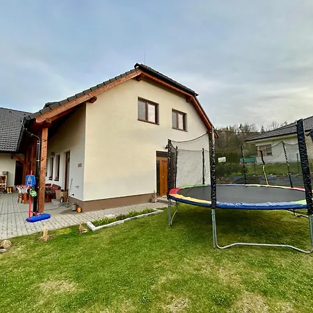 Krumlovské Rozcestí 4* Krenov