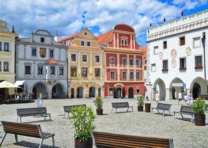 Krumlovske Rozcesti 4*